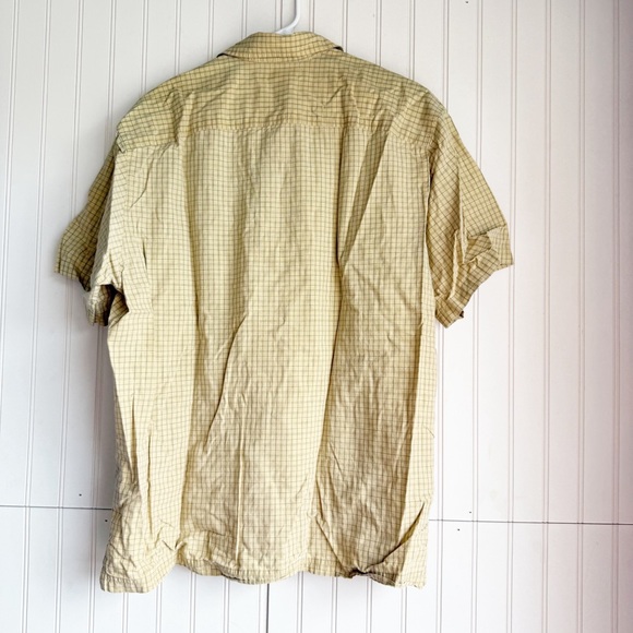 Columbia Men's Size L Yellow Checkered Short Sleeve Shirt - Picture 5 of 5